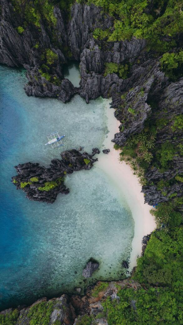 el nido beach
