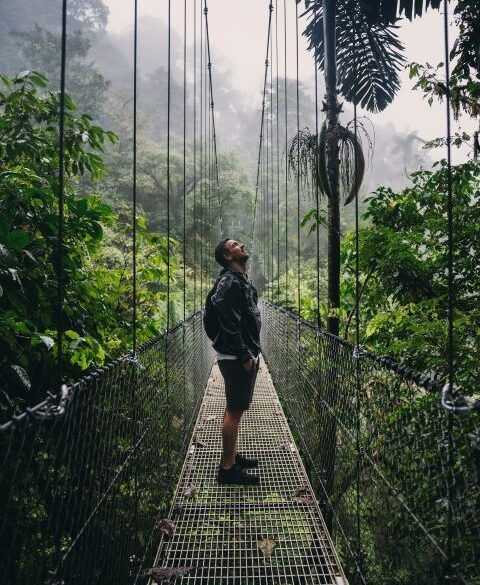 puentes-colgantes-arenal-volcan